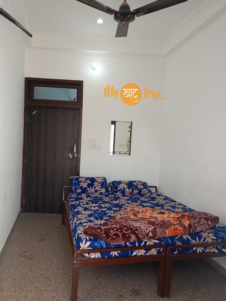 Hotel Bhomia Palace & Barsana Guest House Gallery