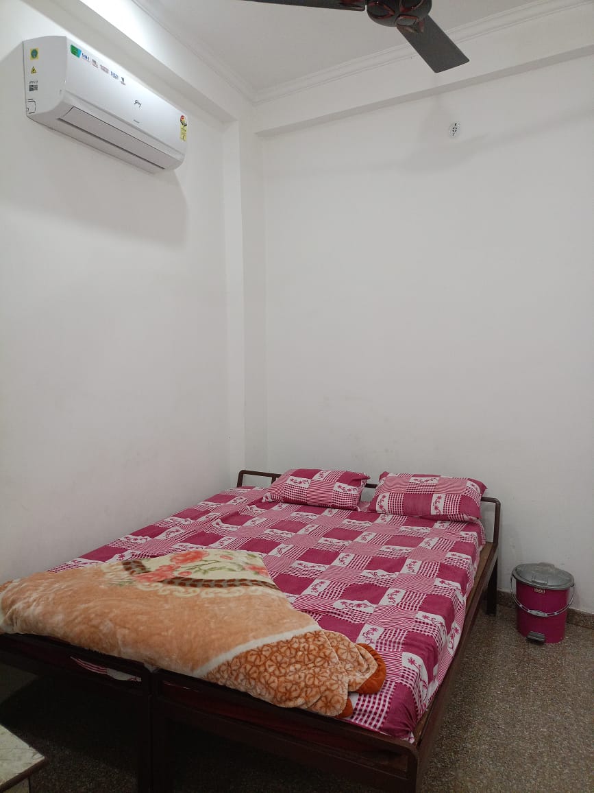 Hotel Bhomia Palace & Barsana Guest House Gallery