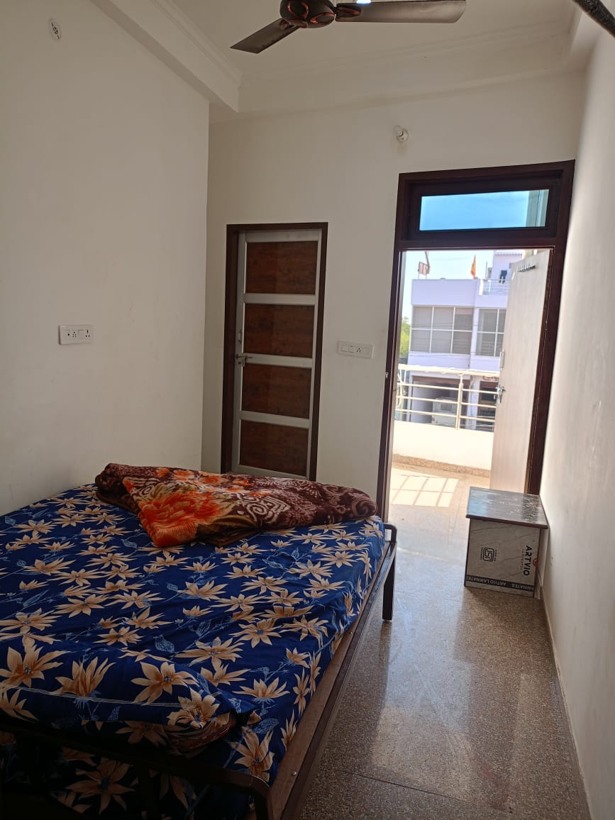 Hotel Bhomia Palace & Barsana Guest House Gallery